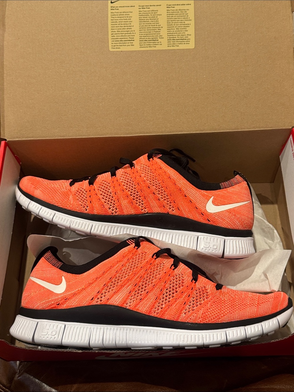 NIKE MENS 9.5~FREE FLYKNIT NSW~HOT LAVA 🌋🔥!!